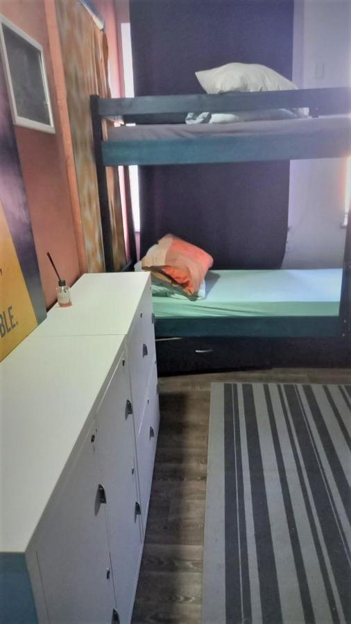 Bern Hostel คีชีเนา ภายนอก รูปภาพ