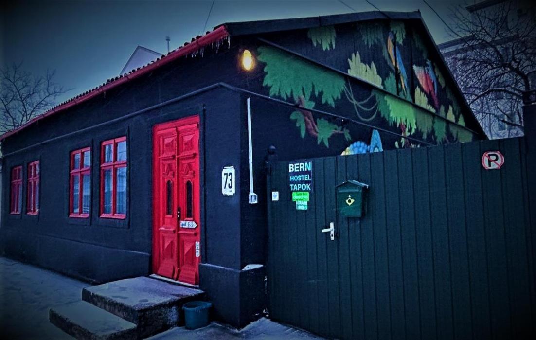 Bern Hostel คีชีเนา ภายนอก รูปภาพ