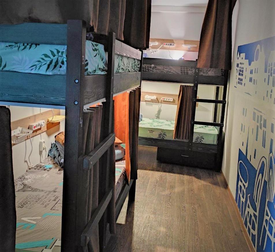 Bern Hostel คีชีเนา ภายนอก รูปภาพ