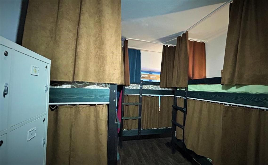 Bern Hostel คีชีเนา ภายนอก รูปภาพ