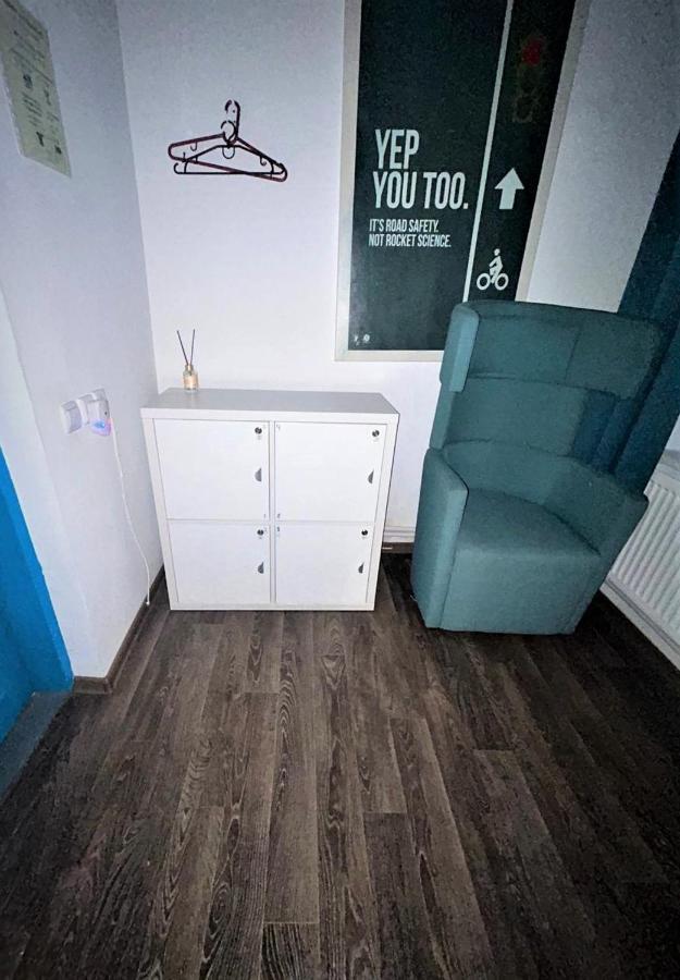 Bern Hostel คีชีเนา ภายนอก รูปภาพ