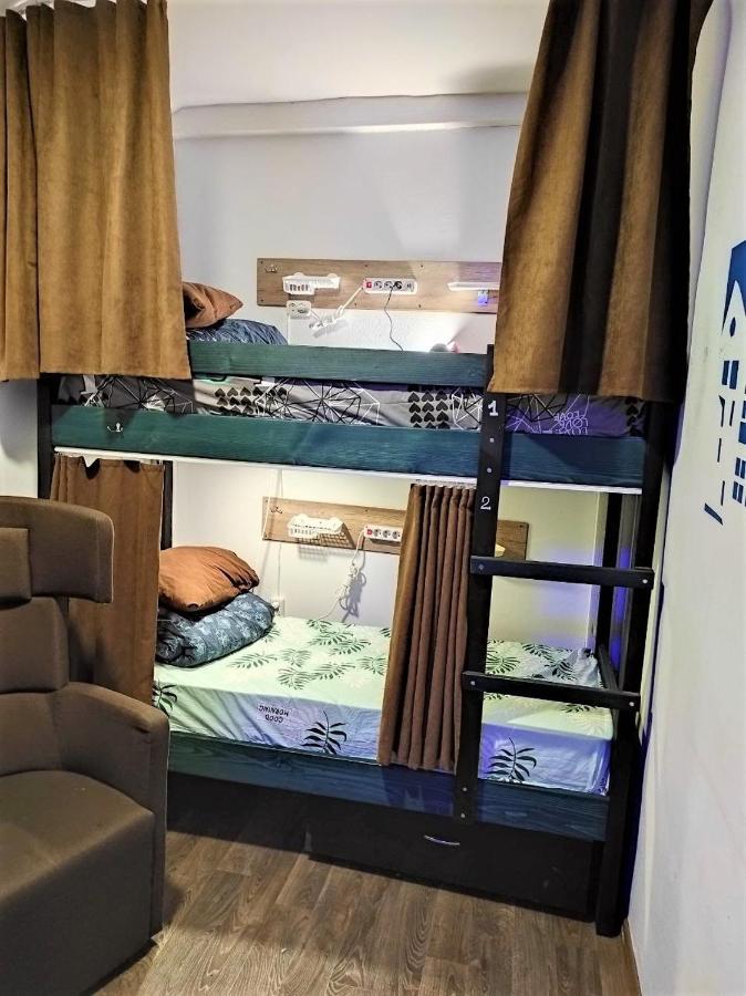 Bern Hostel คีชีเนา ภายนอก รูปภาพ