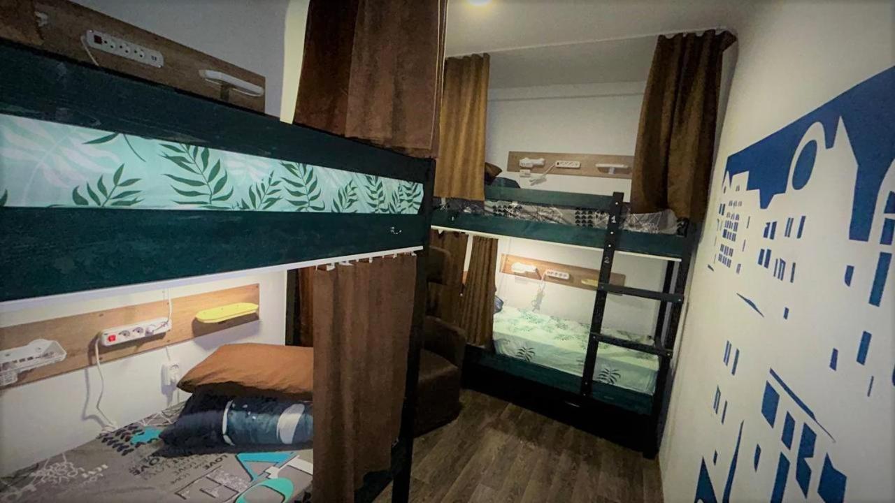 Bern Hostel คีชีเนา ภายนอก รูปภาพ