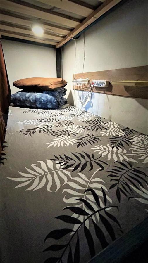 Bern Hostel คีชีเนา ภายนอก รูปภาพ