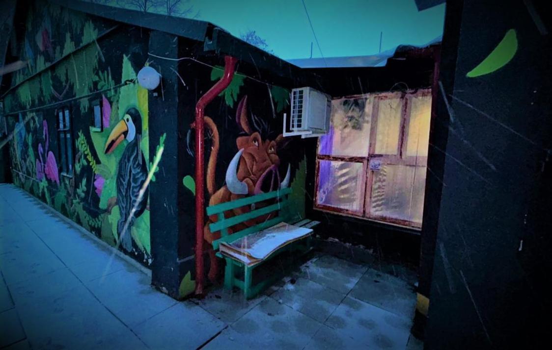 Bern Hostel คีชีเนา ภายนอก รูปภาพ